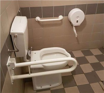 Come arredare il bagno per disabili